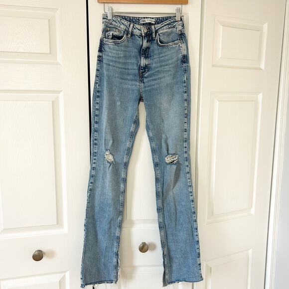 Zara High Rise Distressed Split Hem Jeans Light Wash Women’s Size 4 EUC - Picture 8 of 10